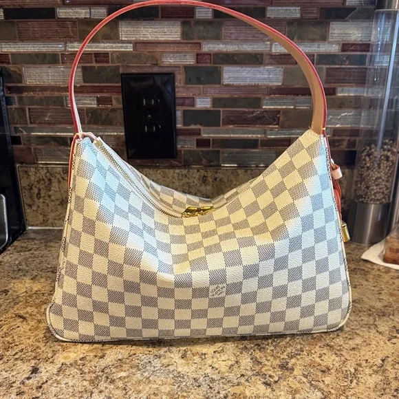 Checkered Shoulder Bag - Picture 4 of 12